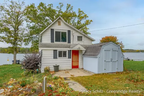 4967 Thornapple Lake Rd, Nashville, MI 49073