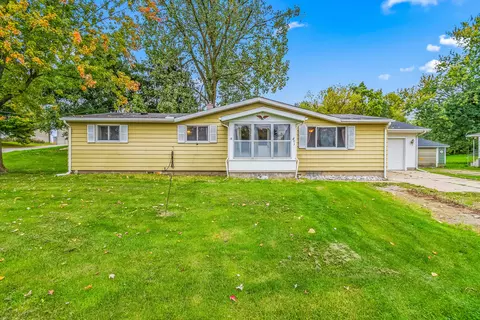 403 Railroad St, Reading, MI 49274