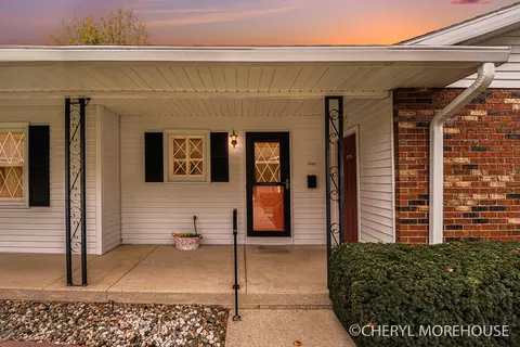 7409 Pinegrove Ct #120, Jenison, MI 49428