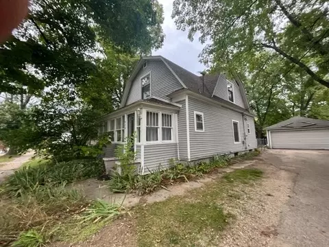 928 Pleasant St, Belding, MI 48809 photo 9
