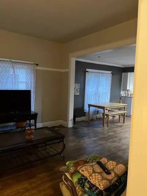 928 Pleasant St, Belding, MI 48809 photo 21