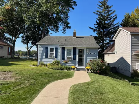 63714 Zabel Shores Rd, Sturgis, MI 49091