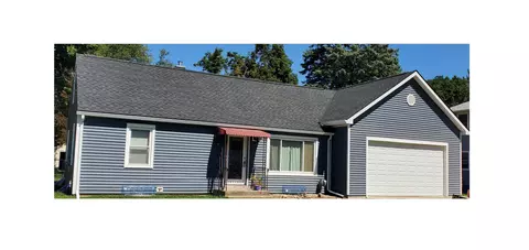 2203 Fairfield Rd, Portage, MI 49002