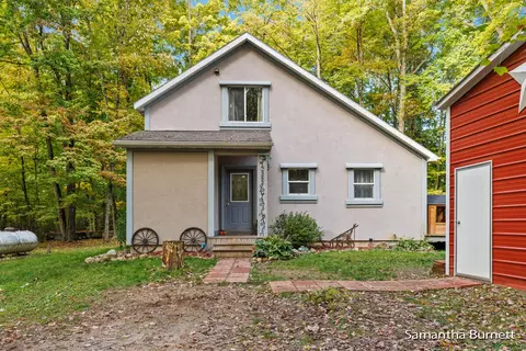 4363 Chestnut Ave, Newaygo, MI 49337