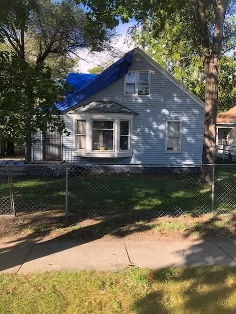 420 Adams Ave, Muskegon, MI 49442