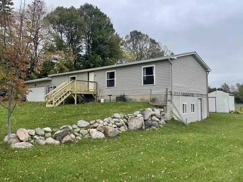 5708 30th Ave, Sears, MI 49679 photo 3