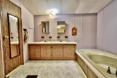 4710 E Wilson Rd, Harrison, MI 48625 photo 32