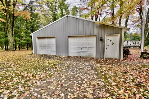 4710 E Wilson Rd, Harrison, MI 48625 photo 2