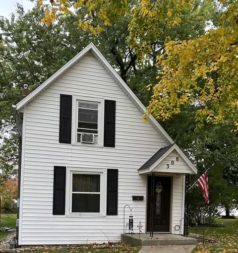 308 Wright St, Jonesville, MI 49250