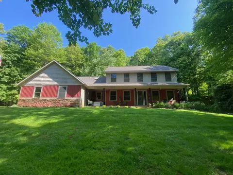 11293 Bonasa Dr NE, Rockford, MI 49341