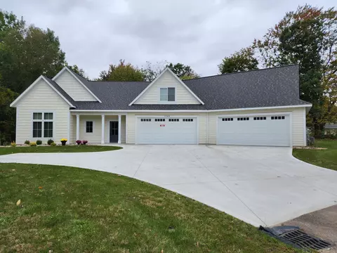 1509 Poppy Point Dr #5, Jenison, MI 49428