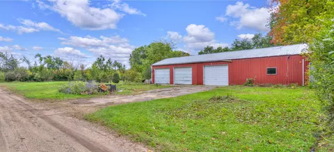 2995 S Meridian Rd, Jackson, MI 49203 photo 2