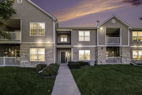 330 Ashley Ct, Brooklyn, MI 49230
