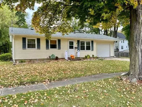 116 Lincoln St, Marshall, MI 49068