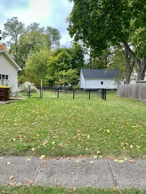 116 Lincoln St, Marshall, MI 49068 photo 5