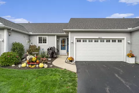 10973 Aspen Trl, Zeeland, MI 49464