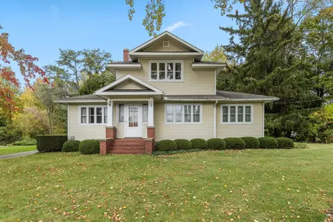3875 4 Mile Rd NW, Grand Rapids, MI 49544