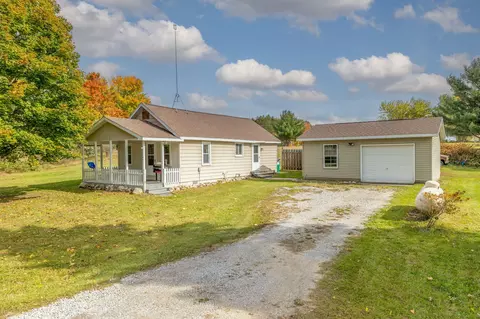 11196 210th Ave, Reed City, MI 49677