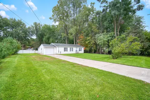 707 S Maurice Ave, Jackson, MI 49203