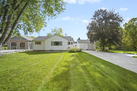 6815 Jefferson Rd, Brooklyn, MI 49230