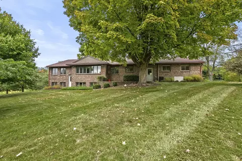 15390 J Dr N, Marshall, MI 49068
