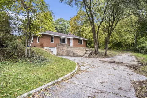 308 N Bear Lake Rd, Muskegon, MI 49445