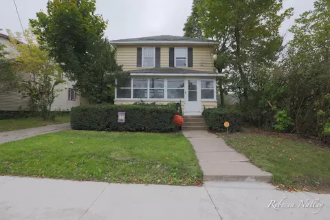 910 Spencer St NE, Grand Rapids, MI 49505