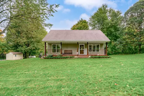 34601 66th St, Bangor, MI 49013