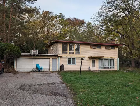 1955 Ball Ave NE, Grand Rapids, MI 49505