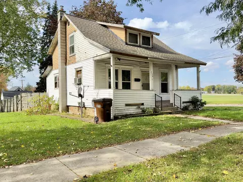 734 Irving St, Jackson, MI 49202 photo 2