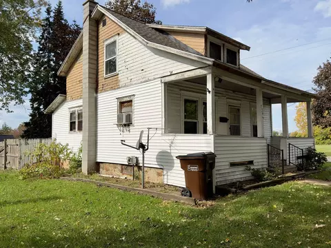 734 Irving St, Jackson, MI 49202 photo 4