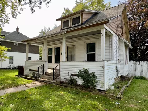 734 Irving St, Jackson, MI 49202 photo 3