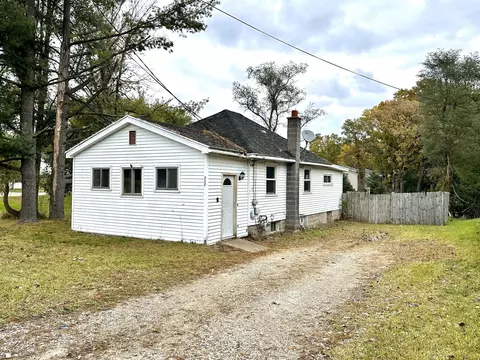 808 N Bridge St, Belding, MI 48809 photo 24
