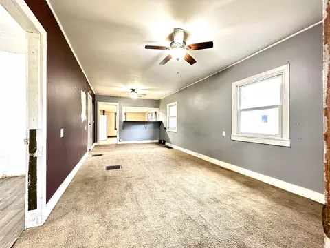 808 N Bridge St, Belding, MI 48809 photo 4