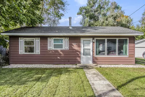 2401 Shasta Dr, Kalamazoo, MI 49004