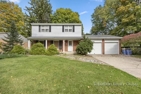 1905 Stilesgate St SE, Grand Rapids, MI 49508