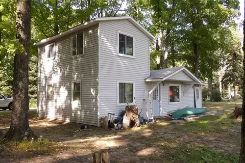2179 Indian Trl, Evart, MI 49631