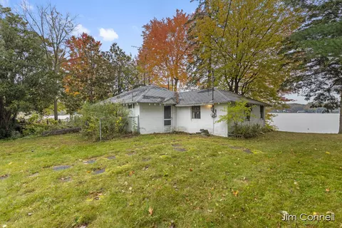 12348 Tamarack Ave, Sand Lake, MI 49343