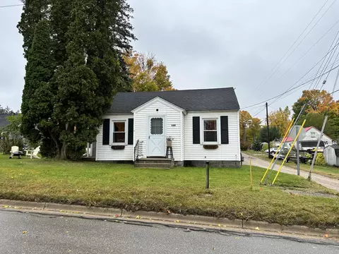 138 W South Ave, Hesperia, MI 49421