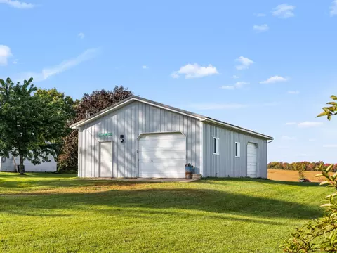 683 80th Ave, Evart, MI 49631 photo 3