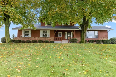 8719 Burlingame Ave SW, Byron Center, MI 49315