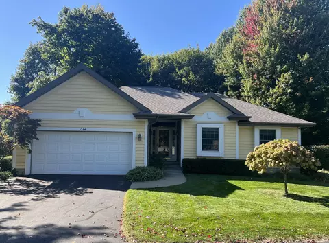 3364 Canterbury Ct, St. Joseph, MI 49085