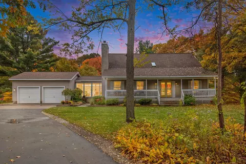 1545 Logan Rd, Muskegon, MI 49445