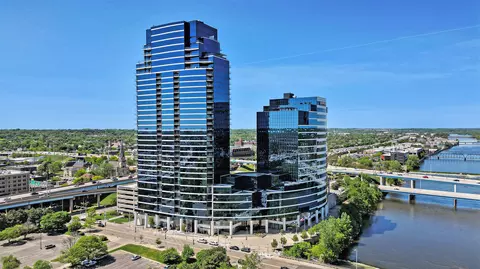 335 Bridge St NW #1906, Grand Rapids, MI 49504