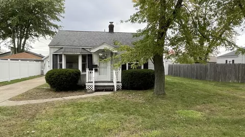 868 Post Rd, Muskegon, MI 49441
