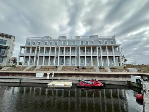 132 Mariners Cv, St. Joseph, MI 49085