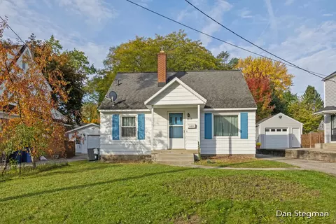 2849 Belknap Ave NE, Grand Rapids, MI 49505