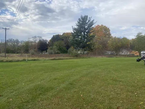 11380 Pine St, Elm Hall, MI 48830 photo 6