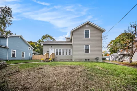 812 Steward Ave, Jackson, MI 49202 photo 2