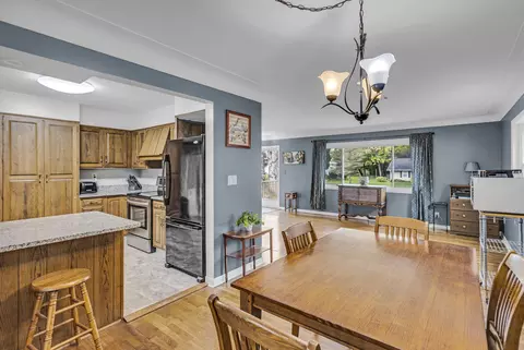 2527 Dorvin Dr, Jackson, MI 49201 photo 11